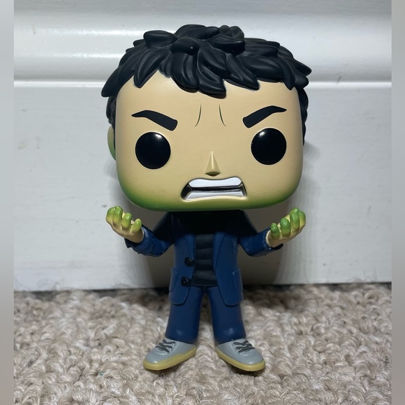 Bruce Banner Funko Pop #419 - Picture 5 of 6